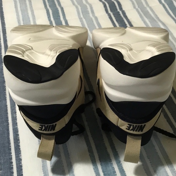 ⚜️NIKE W LODEN PINNACLE MUSHROOM, BLACK & SAIL. SIZE 8.5 USED.⚜️UNIQUE STYLE.⚜️ - Picture 12 of 14